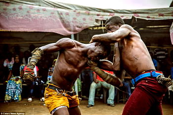 Sympathiser killed while separating fight in Lagos