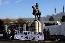 ”Black Lives Matter” protest hits South Africa