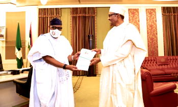 Ondo 2020: Akeredolu meets Buhari for blessings