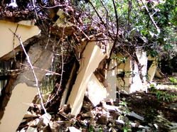 ENSG demolishes sinking three-storey building in Enugu