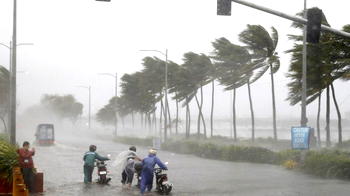 Mumbai streets deserted as India’s biggest city braces for cyclone