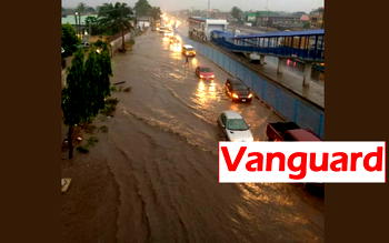 Rainstorms: Flood rages in Lagos as residents get fresh danger alert