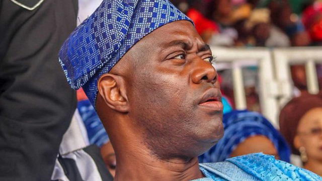 Despite court order, Makinde presents staff to new Aseyin 