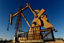 Deregulating Nigeria’s oil sector: Travailing to bring forth