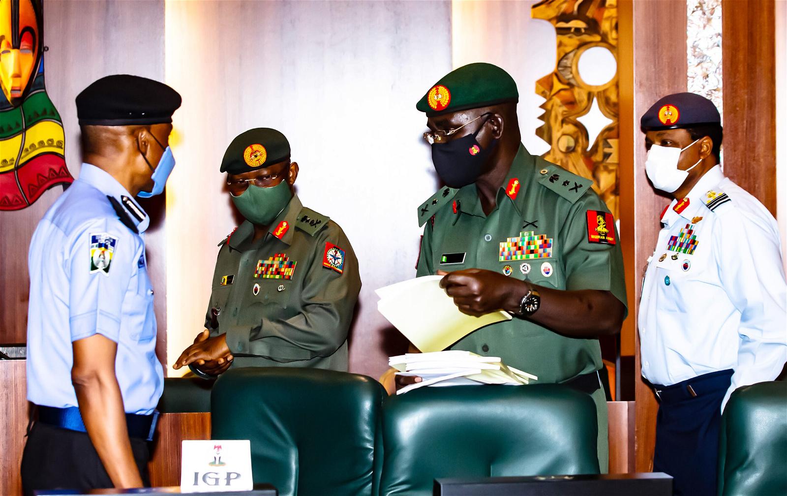 Buhari to service chiefs: How do terrorists get arms?