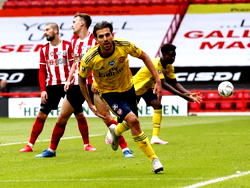 FA Cup: Sheff Utd 1-2 Arsenal: Gunners scrape through