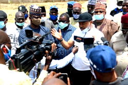 Photos: Niger infrastructure committee inspects Agwara LG electrification project
