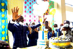 Pastor Paul Enenche of Dunamis distributes food, others to less privileged