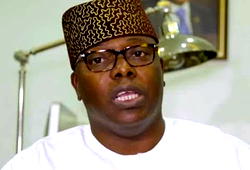 Lagos commissioner resigns for kingship
