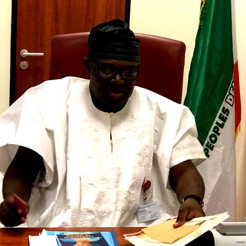 PDP senator who sacked 92 aides denies plan to join APC