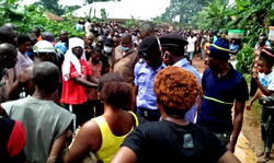 Alleged killings: 3 Houses set ablaze by angry villagers in Imo