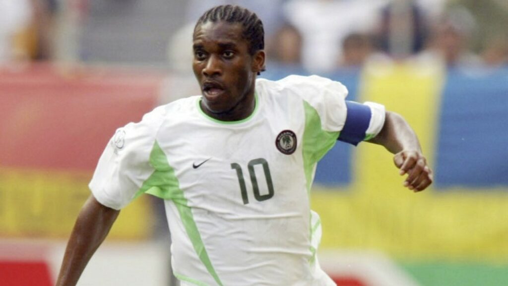 Okocha, Eto’o, Adebayor play exhibition game in Somalia Okocha, Eto’o, Adebayor play exhibition game in Somalia
