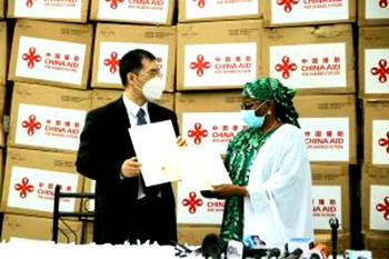 COVID-19: Aisha Buhari receives Medical equipment from Chinese First Lady