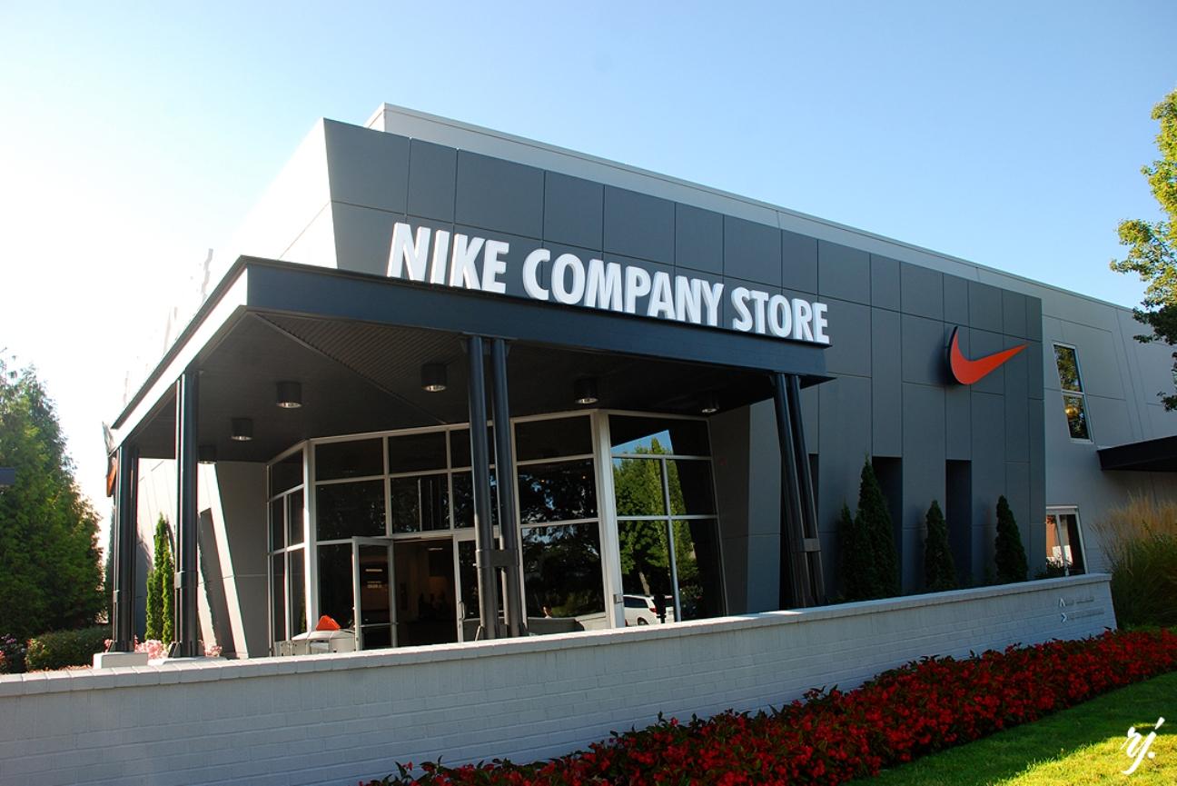 Завод найк. Beaverton Oregon Nike. Компани Nike. Предприятие найк. Штаб квартира Nike.