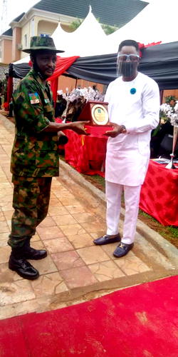 Peace/Security: Nigerian Army honours Osanebi for his support