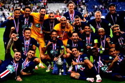 Neymar wins French Cup final for PSG but Mbappe suffers ankle injury