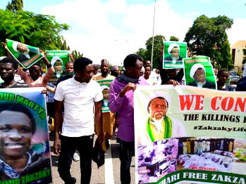 Shi’ites burn US, Israeli flags in Abuja over alleged killing of ‘martyrs’