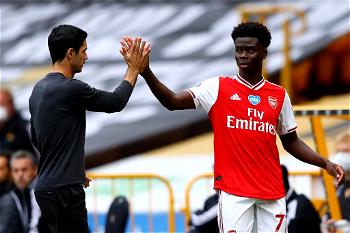 Saka’s first Premier League goal keeps Arsenal in Euro race