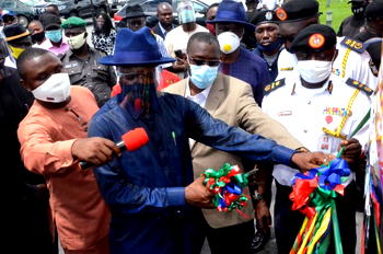 Gov. Diri commends FG over fire fighting assets deployment