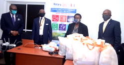 Rotary club of Lagos donates birth delivery kits to Itamarun Health Centr4