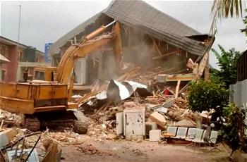 FCTA demolishes 50 illegal shops in Kpadna community