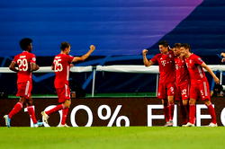 Bayern Munich beat Lyon to set up Champions League final with PSG