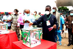 PDP Congress: Okowa commends party faithfuls over peaceful conduct as Esiso retains state chairmanship