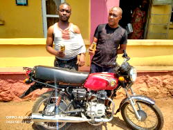 Police arrest two-man motorcycle snatching syndicate in Ogun
