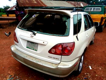 Oyo: Pandemonium as Customs officer shoots motorist in Iseyin
