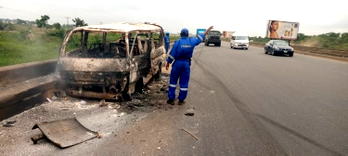 One roasted to death, others injured as fire guts bus on Lagos/Ibadan Expressway