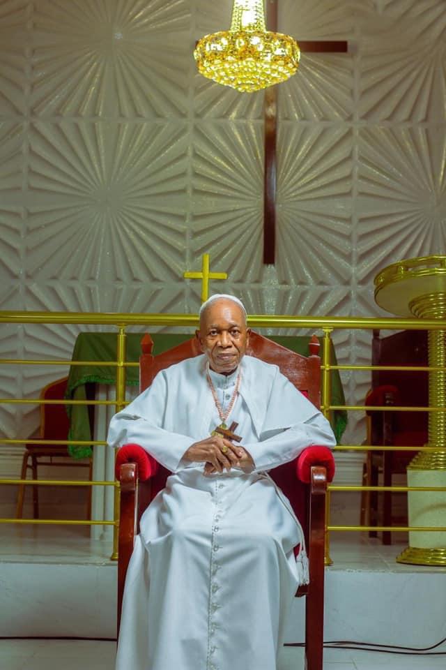 Akwa Ibom State Governor, Udom Emmanuel celebrates Prelate Mbang at 84