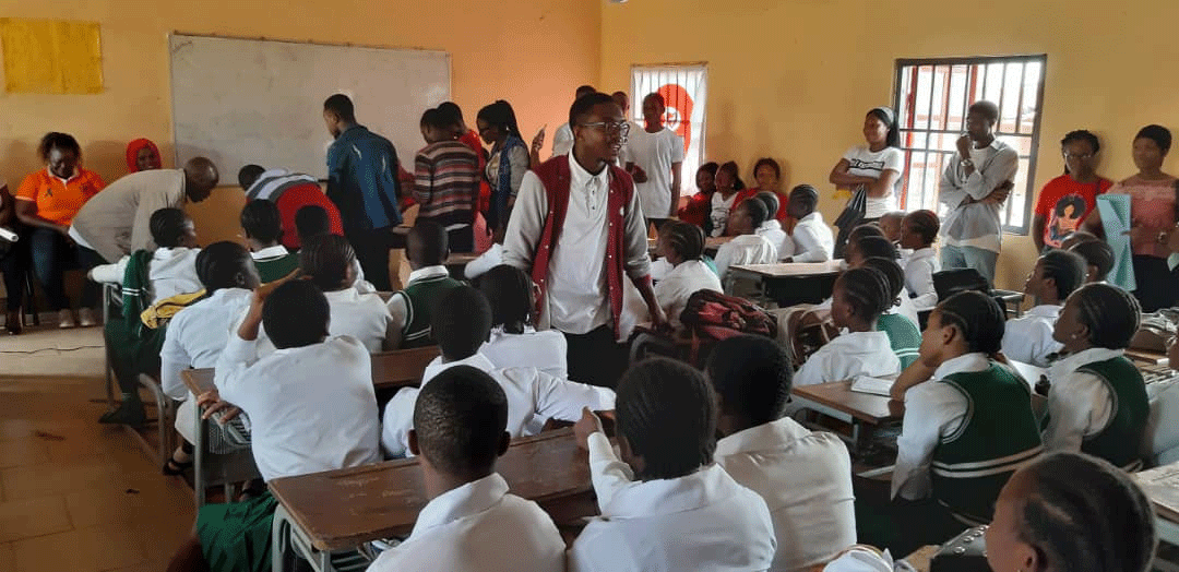 Keep schools open, private school owners tell FG