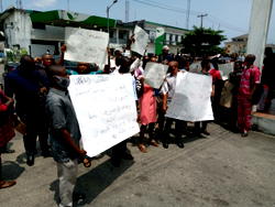 Rivers LG workers protest non-payment of 13 months salaries