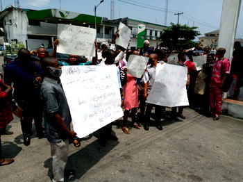Rivers LG workers protest non-payment of 13 months salaries