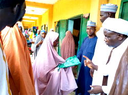 Zakzaky donates drugs, mosquito nets to IDPs