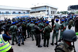 Edo 2020: Security takes over INEC office