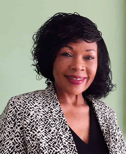 Edo ADC guber candidate, Mabel Oboh, commiserates with APC over auto crash