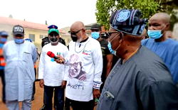 INEC fire: We’ll do whatever we can as govt, not aspirant ― Akeredolu
