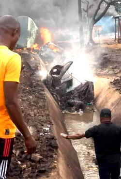 Images from Kogi fire disaster[graphic]