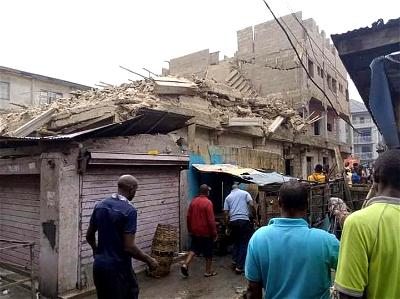 2 dead, 5 trapped as 3 storey building collapses in Abia
