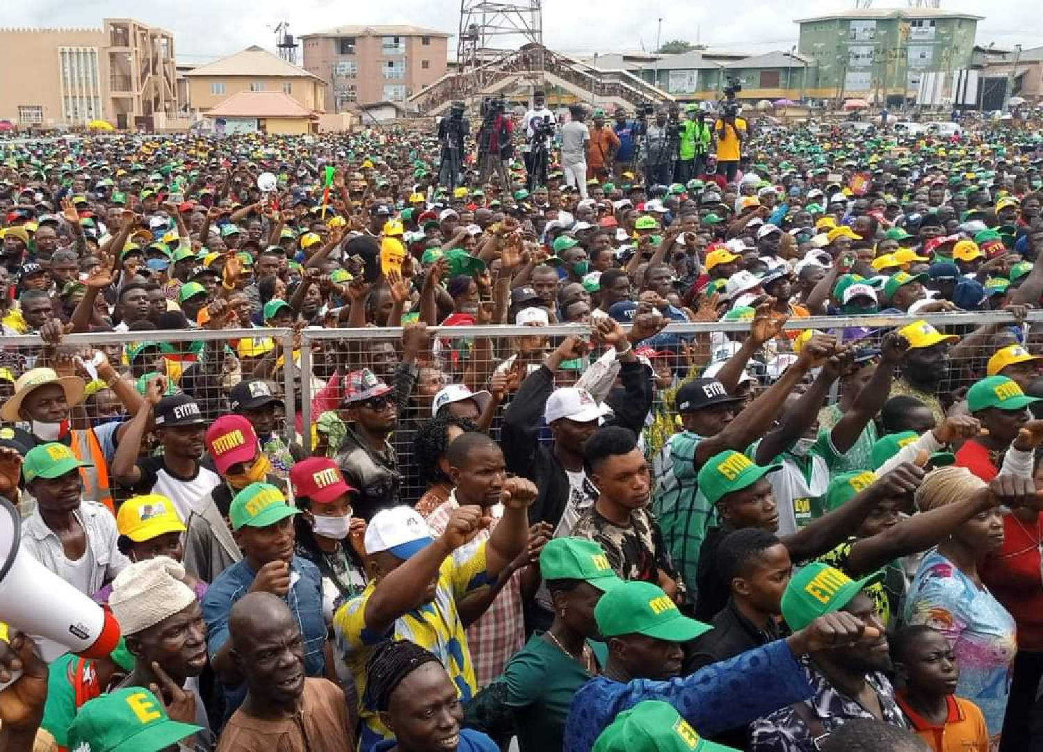 Ondo PDP rally Stop praise-singing — Group urges female politicians