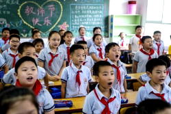 China bans classroom mobile phone use over addiction concerns