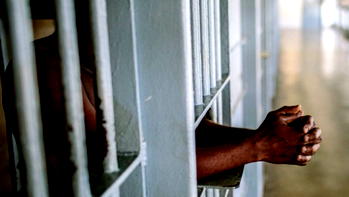 Court remands man, 40, for allegedly duping prospective tenants of N610,000