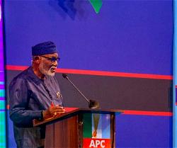 Akeredolu insists Ondo won’t support secession, accuses Akintoye of grandstanding for relevance