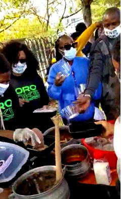 VIDEO: #EndSARS protesters in Washington serve amala during protest