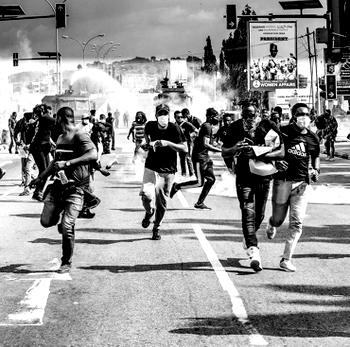 Police teargas #EndSARS protesters in Abuja