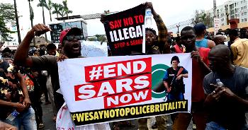 #EndSARS: One dead, as protesters block Warri-Benin  highway