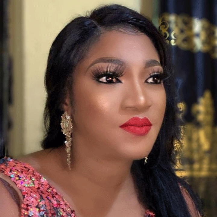 #ENDSARS Protests: Folashade calls for prayers for Nigeria