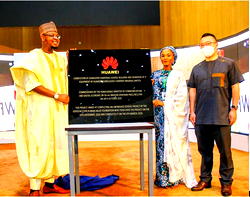 Huawei Technologies partner Ministry to renovate school building, donate IT Equipment in Gombe