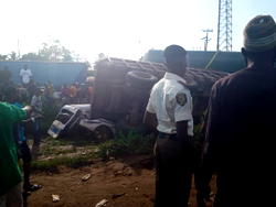BREAKING: Three die, one injured as truck crashes into bus on Lagos/Ibadan Expressway